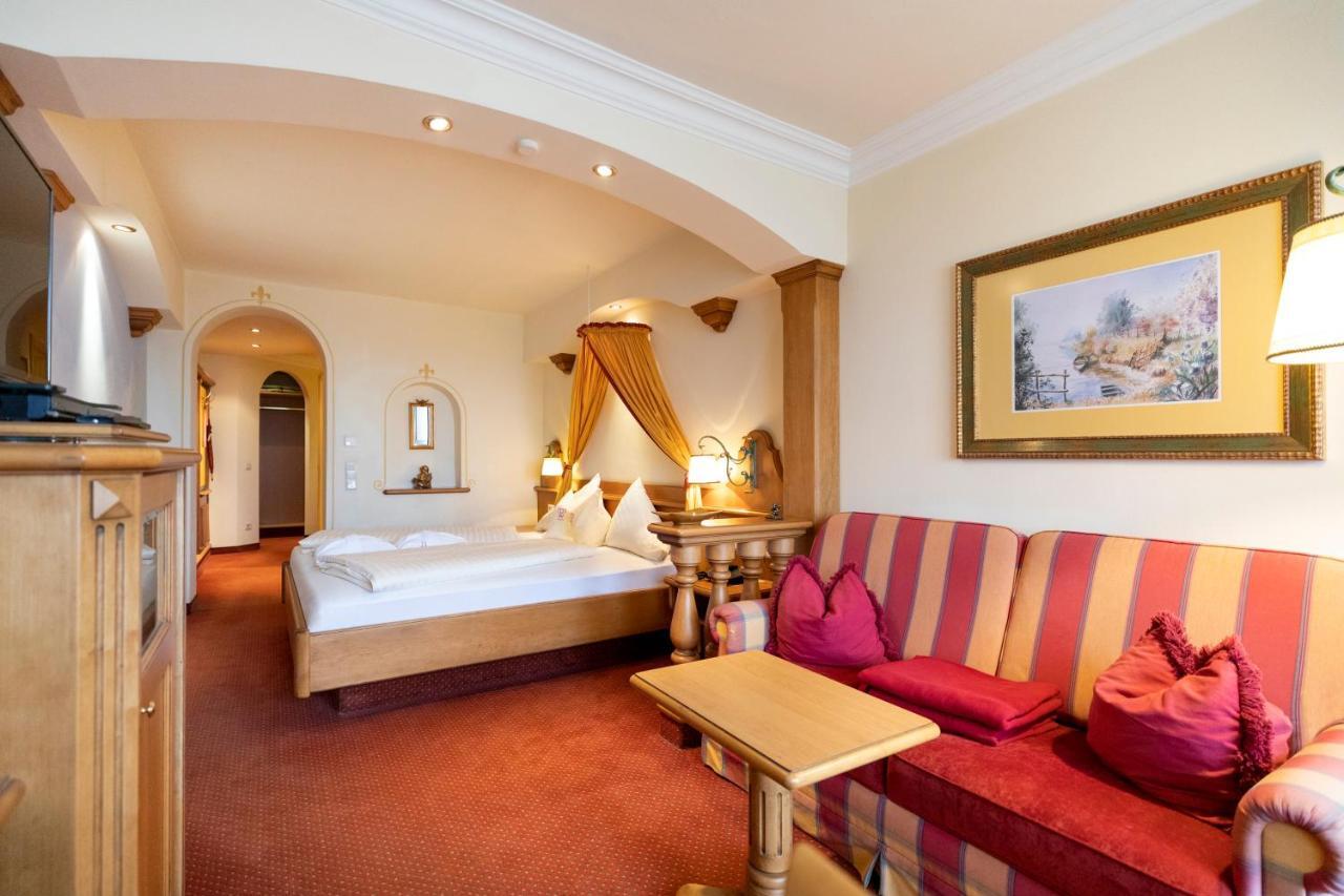 Hotel & Restaurant Wastlwirt Sankt Michael im Lungau Dış mekan fotoğraf