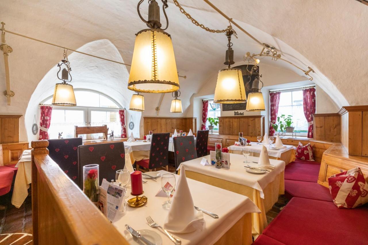 Hotel & Restaurant Wastlwirt Sankt Michael im Lungau Dış mekan fotoğraf
