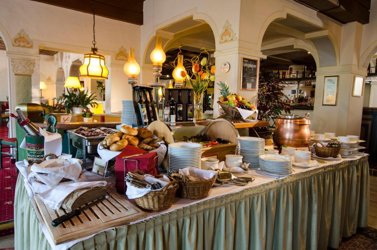 Hotel & Restaurant Wastlwirt Sankt Michael im Lungau Dış mekan fotoğraf