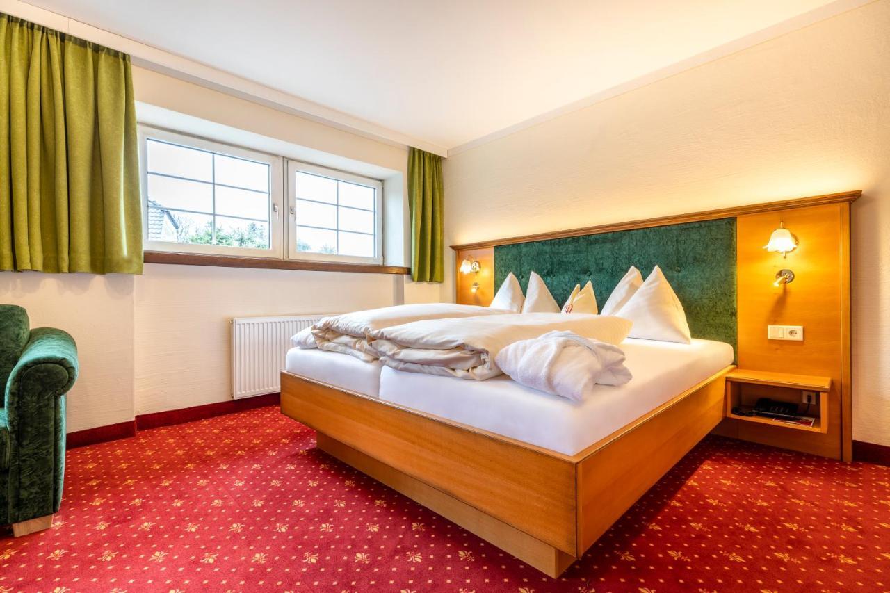 Hotel & Restaurant Wastlwirt Sankt Michael im Lungau Dış mekan fotoğraf
